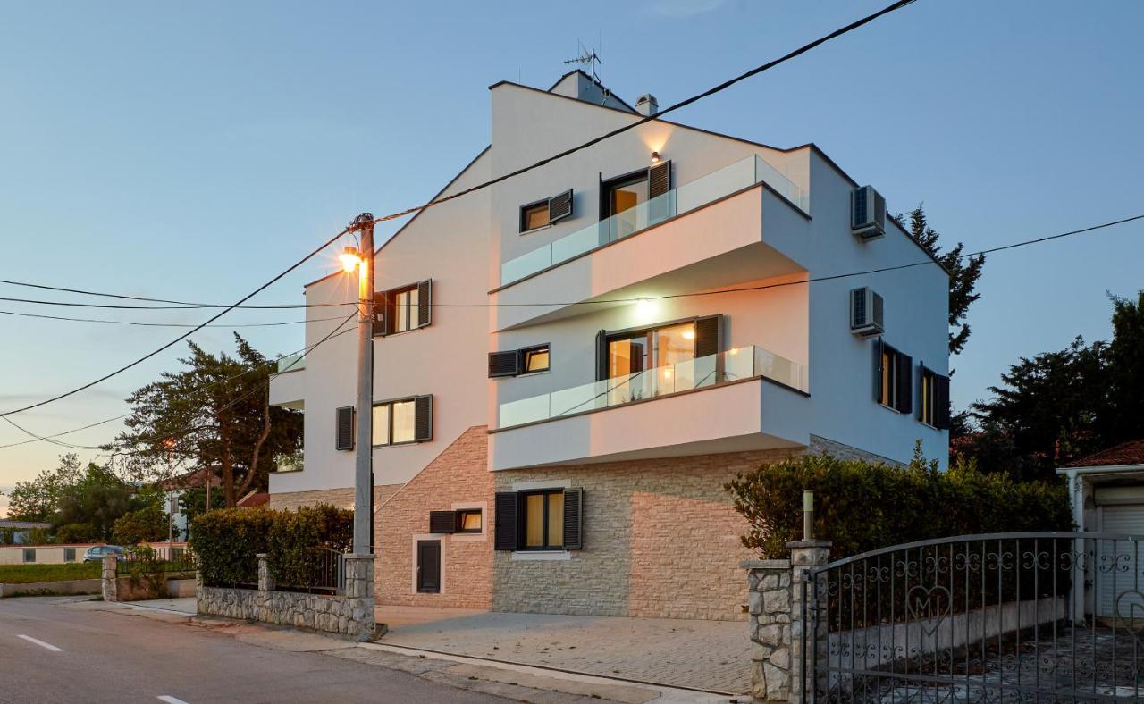 טוראני Apartments Nika מראה חיצוני תמונה