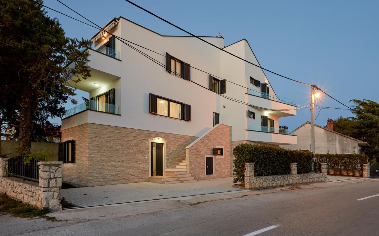 טוראני Apartments Nika מראה חיצוני תמונה